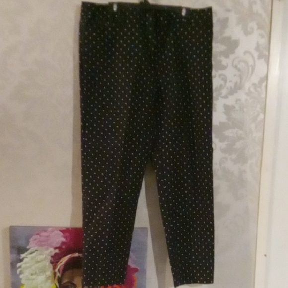 Liz Claiborne Pants - Liz Claiborne Black Leggings with White Dots